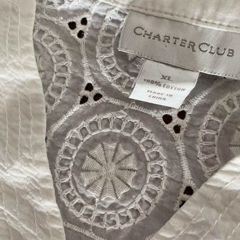 Embroidered top - Picture 7 of 10
